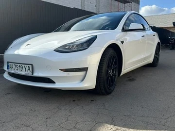 Авто Tesla Model 3 2018 № 8592378