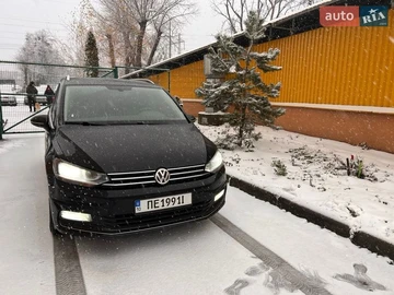 Авто Volkswagen Touran 2016 № 8592395