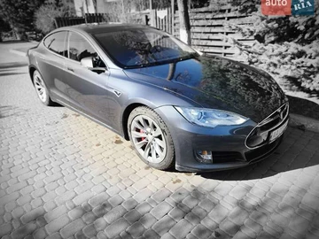 Авто Tesla Model S 2016 № 8592396