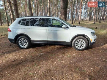 Авто Volkswagen Tiguan 2018 № 8592407