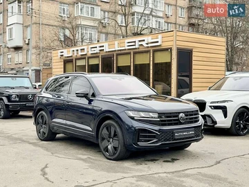 Авто Volkswagen Touareg 2023 № 8592649