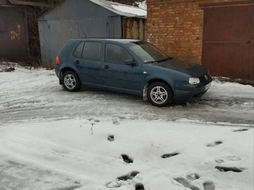 Авто Volkswagen Golf 2004 № 8592684