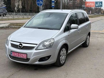 Авто Opel Zafira 2010 № 8592934