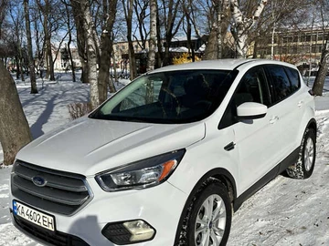 Авто Ford Escape 2019 № 8593202