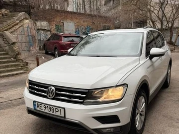 Авто Volkswagen Tiguan 2017 № 8593274