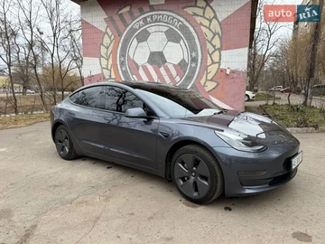 Авто Tesla Model 3 2023 № 8593284