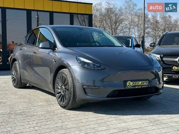 Авто Tesla Model Y 2023 № 8593308