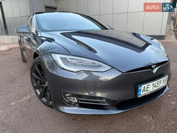 Авто Tesla Model S 2020 № 8593471