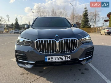 Авто BMW X5 2022 № 8593501