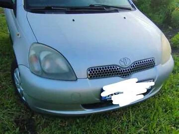 Авто Toyota Yaris 2001 № 8593511