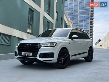 Авто Audi Q7 2018 № 8594141