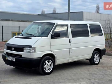 Авто Volkswagen Transporter 2000 № 8594360