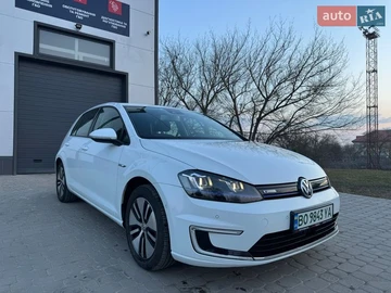 Авто Volkswagen E-Golf 2014 № 8594452