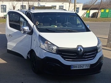 Авто Renault Trafic 2015 № 8594622
