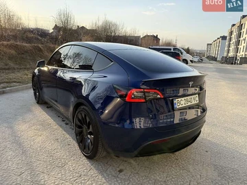 Авто Tesla Model Y 2021 № 8594735