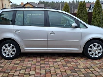 Авто Volkswagen Touran 2009 № 8594972