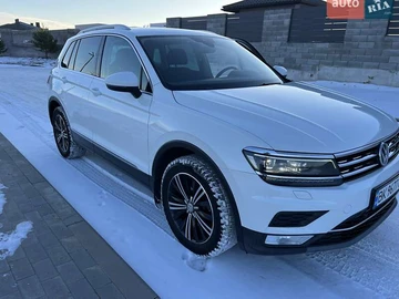 Авто Volkswagen Tiguan 2016 № 8594977
