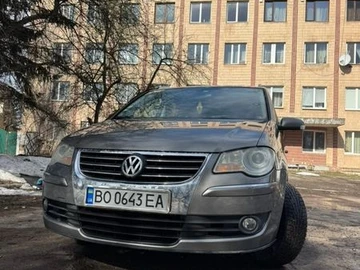 Авто Volkswagen Touran 2007 № 8595064