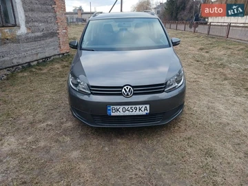 Авто Volkswagen Touran 2011 № 8595068