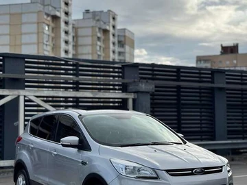 Авто Ford Escape 2013 № 8595074