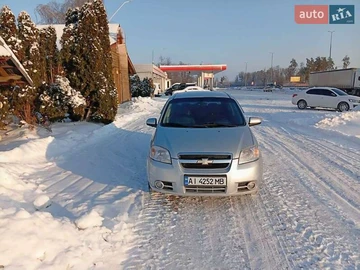 Авто Chevrolet Aveo 2010 № 8595359