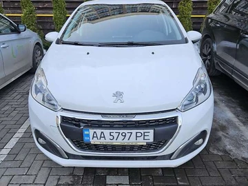 Авто Peugeot 208 2016 № 8595374