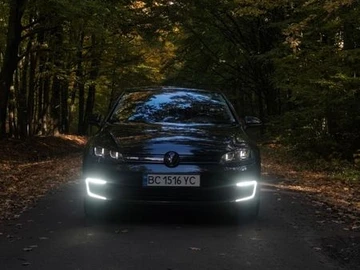 Авто Volkswagen E-Golf 2015 № 8595388