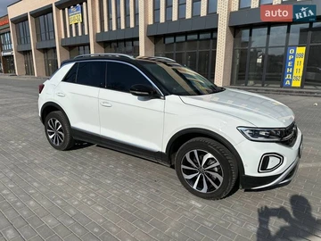 Авто Volkswagen T-Roc 2023 № 8595619
