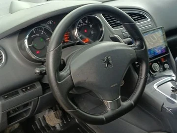 Авто Peugeot 5008 2010 № 8595693