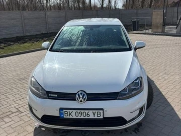 Авто Volkswagen E-Golf 2014 № 8595697