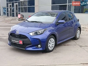 Авто Toyota Yaris 2024 № 8595943