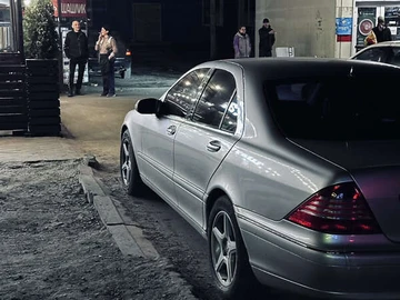 Авто Mercedes S-Class 2002 № 8596000