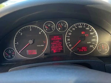 Авто Audi A6 2003 № 8596337