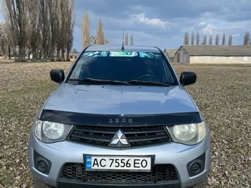 Авто Mitsubishi L 200 2012 № 8596463