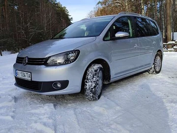 Авто Volkswagen Touran 2015 № 8596490