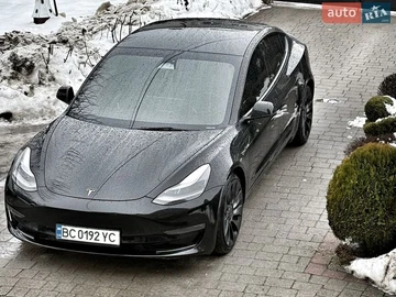 Авто Tesla Model 3 2023 № 8596655