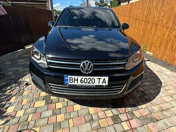 Авто Volkswagen Touareg 2013 № 8597082
