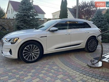Авто Audi E-Tron 2021 № 8597293