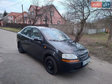 Авто Chevrolet Aveo 2004 № 8597383