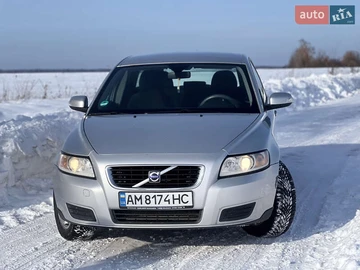Авто Volvo V50 2007 № 8597632