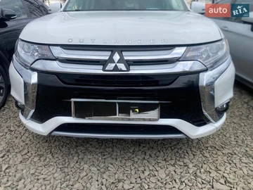 Авто Mitsubishi Outlander 2018 № 8597764