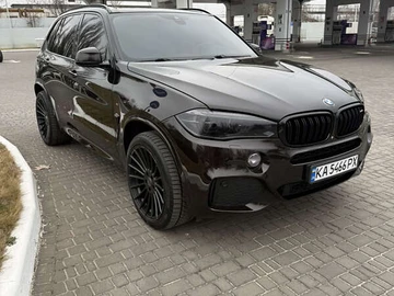 Авто BMW X5 2015 № 8597836