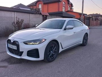 Авто BMW I4 2023 № 8597850