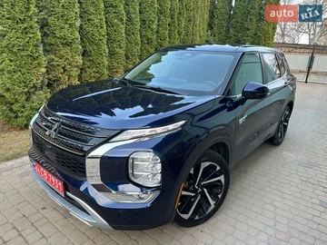 Авто Mitsubishi Outlander 2023 № 8597853