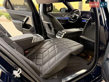 Авто BMW I7 2023 № 8597893