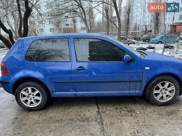 Авто Volkswagen Golf 2001 № 8598087