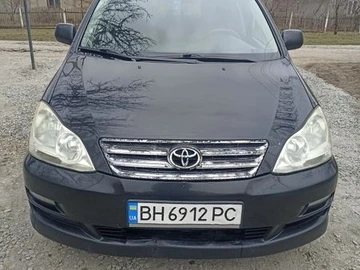 Авто Toyota Avensis Verso 2004 № 8598095