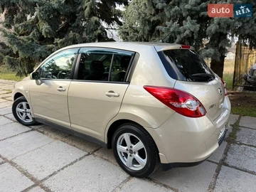 Авто Nissan Tiida 2011 № 8598229