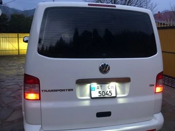 Авто Volkswagen Transporter 2010 № 8598311