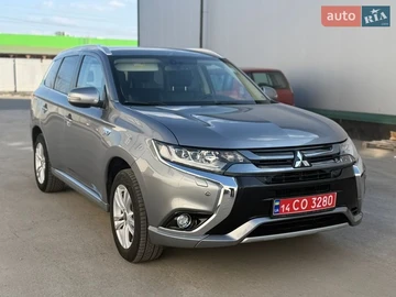 Авто Mitsubishi Outlander 2017 № 8598331